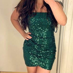 Green mini cocktail dress